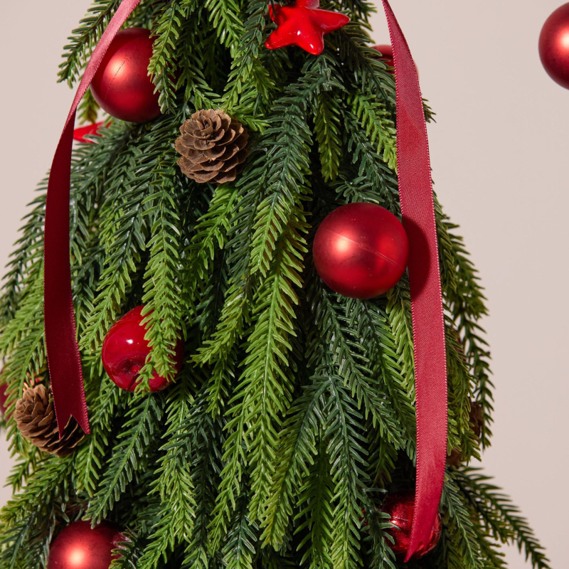 Šiaurės stiliaus Kalėdų eglutė su iškrypusiu kaklu - stalinis dekoras, PVC, Sintean/Xintean