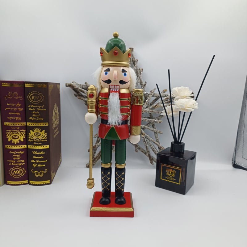 Drveni Nutcracker 30 cm – kraljevski vojnik, božićni ukras