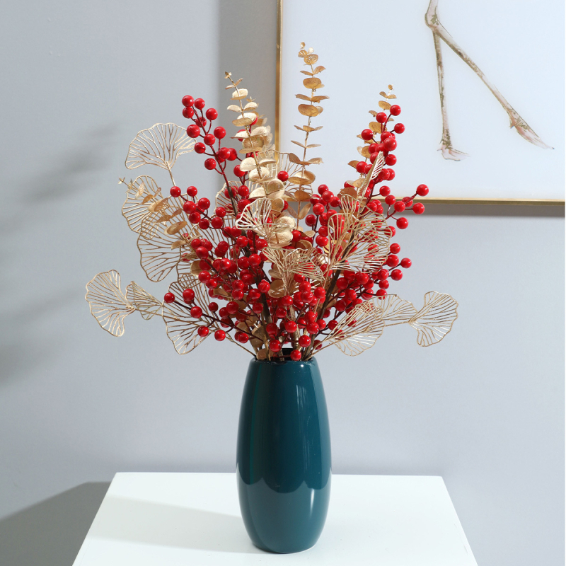 Dirbtinė gėlių dekoracija su eukalipto lapomis ir laimės vaisiais naujųjų metų proga (Prekės ženklas: Jinfeng; Medžiaga: Plastikas; Amatas: dažytas, reljefiškas, injekcinis formavimas; Modelis: 19625154670)