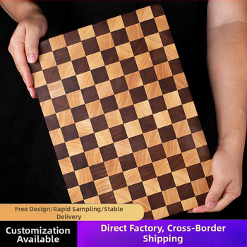 Ξύλινη σανίδα κοπής με καρό μοτίβο, μοντέρνο μινιμαλιστικό στυλ για οικιακή χρήση στην κουζίνα