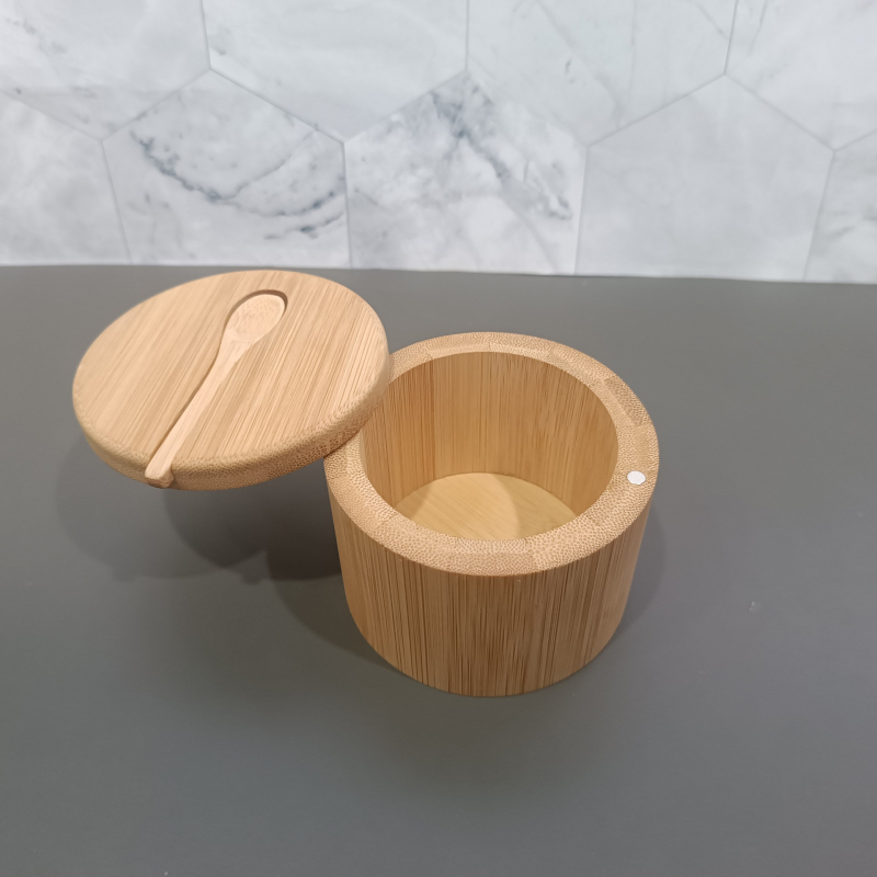 Bambuko prieskonių indelis su šaukšteliu ir druskos indeliu, virtuvės laikymo dėžė su pasukamu magnetiniu dangteliu, logotipo spausdinimas galima
