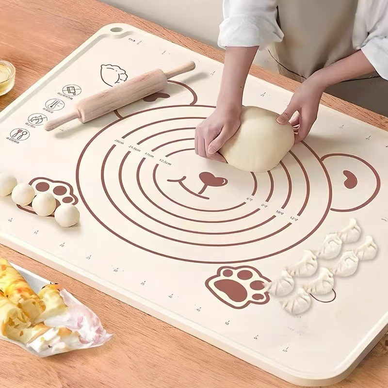 Meškiuko silikoninis tešlos minkymo kilimėlis, storintas, maisto kokybės, virtuvėje tešlai kočioti