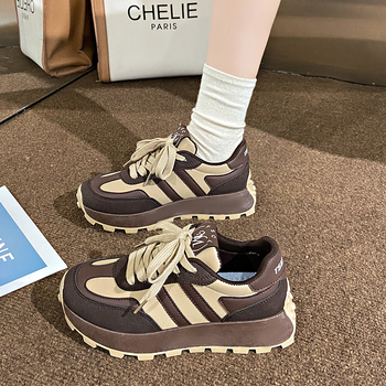 Γυναικείες Ευρωπαϊκού στυλ chunky sneakers με στρογγυλή μύτη, επάνω μέρος από συνθετικό δέρμα, καουτσούκ σόλα, κορδόνια, ύψος φτέρνας 3-5 cm