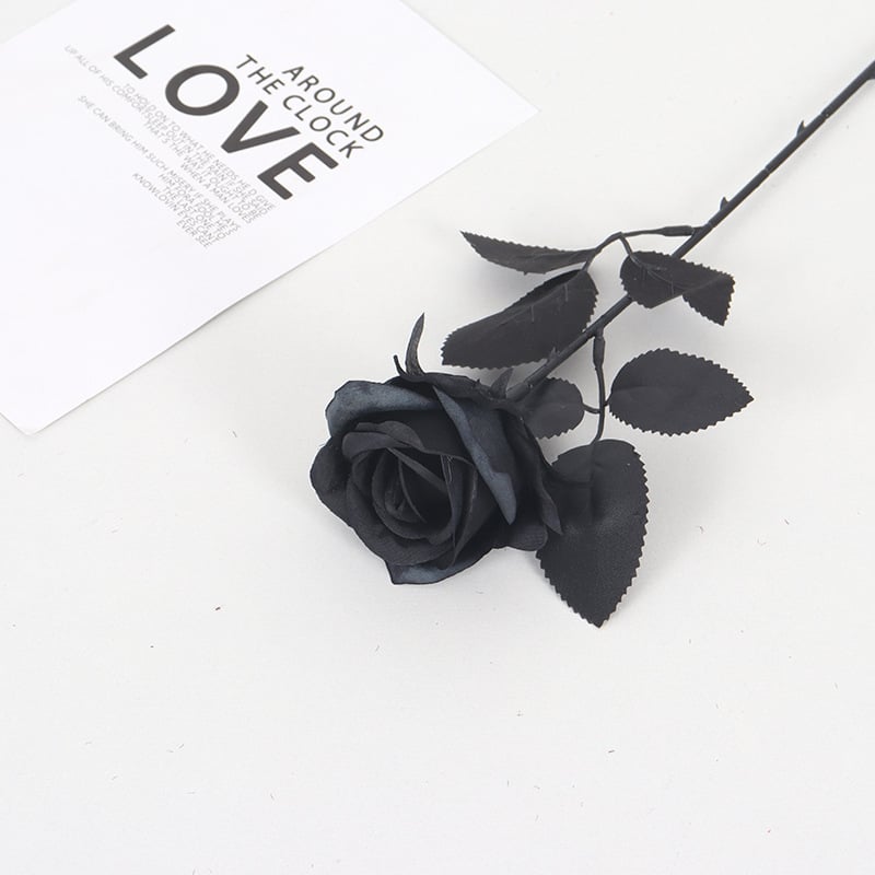 Pudeļu puķe no rozes sērijas, zīda puķes, romantisks izskats, puse roku darbība un puse mehāniska izpilde, kartona iepakojums