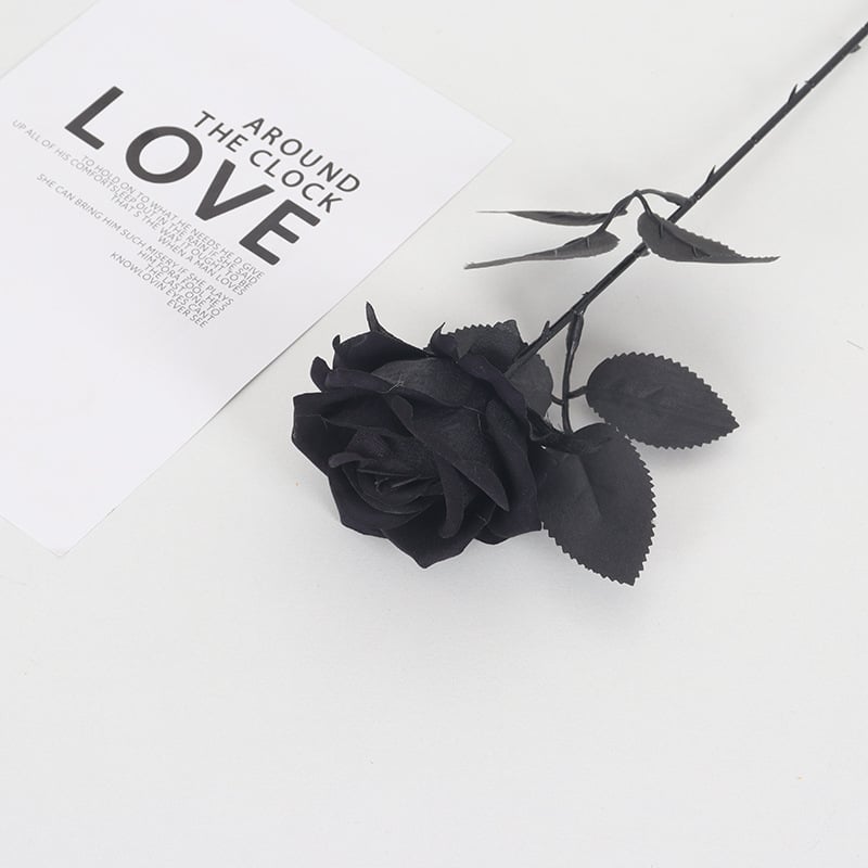 Pudeļu puķe no rozes sērijas, zīda puķes, romantisks izskats, puse roku darbība un puse mehāniska izpilde, kartona iepakojums