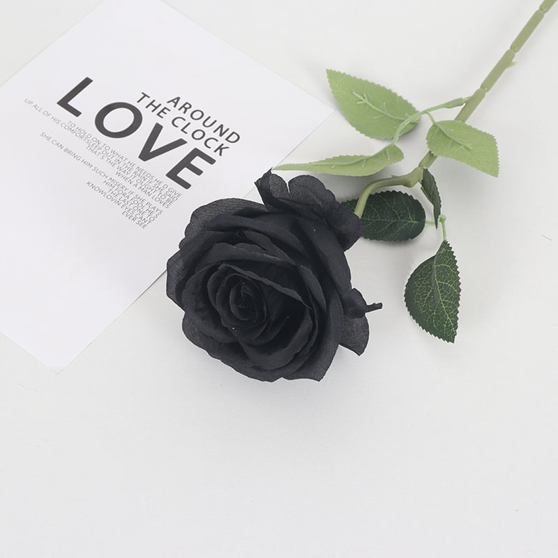 Pudeļu puķe no rozes sērijas, zīda puķes, romantisks izskats, puse roku darbība un puse mehāniska izpilde, kartona iepakojums