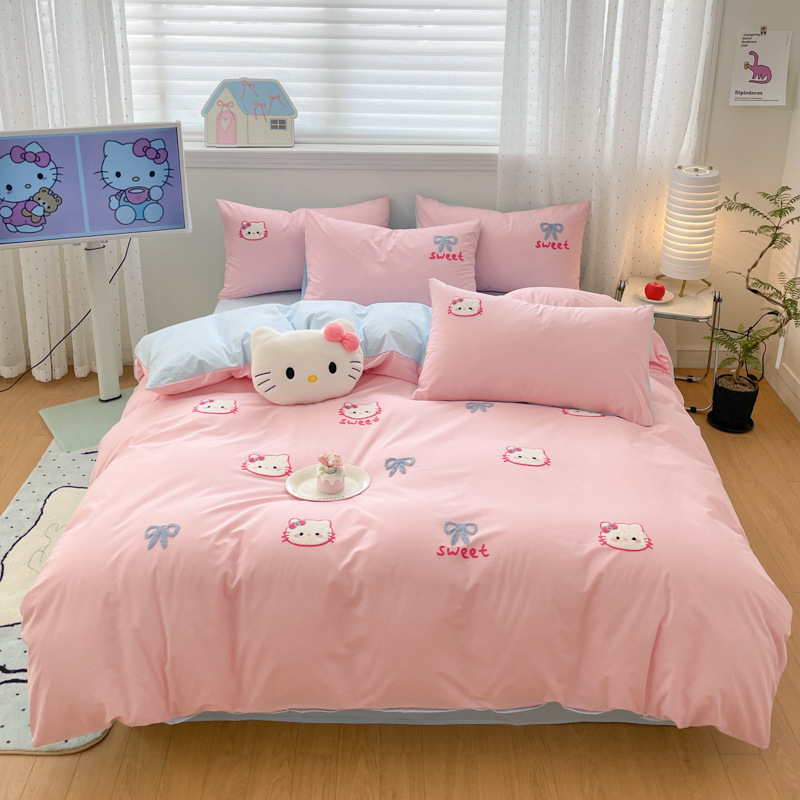 Četru daļu gultas veļas komplekts ar sheet-type dizainu, mūsdienīgs minimālisma stils, reaaktīvā krāsošana audumam, ķīmiskas šķiedras