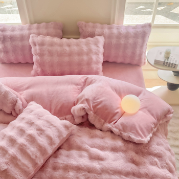 Milk Velvet négyrészes ágyneműkészlet, quiltált, egyszínű minta, 3500–4000 g