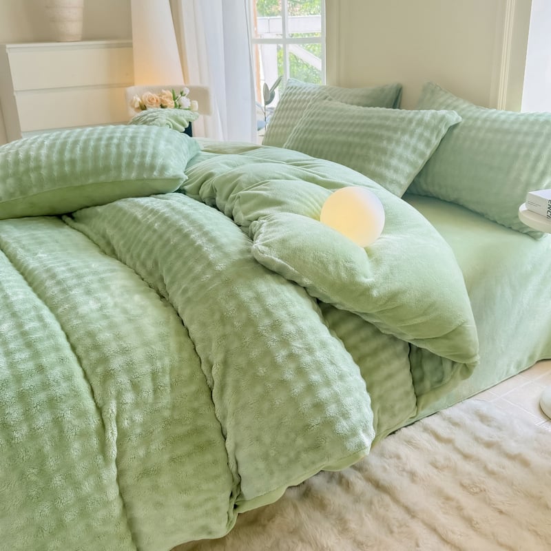 Milk Velvet négyrészes ágyneműkészlet, quiltált, egyszínű minta, 3500–4000 g