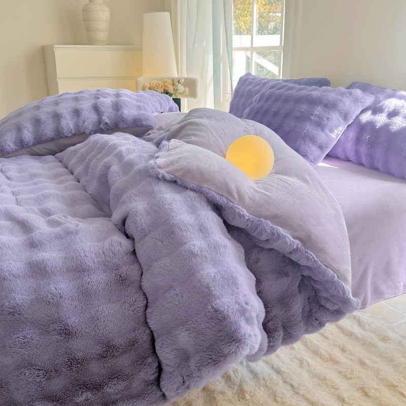 Milk Velvet négyrészes ágyneműkészlet, quiltált, egyszínű minta, 3500–4000 g