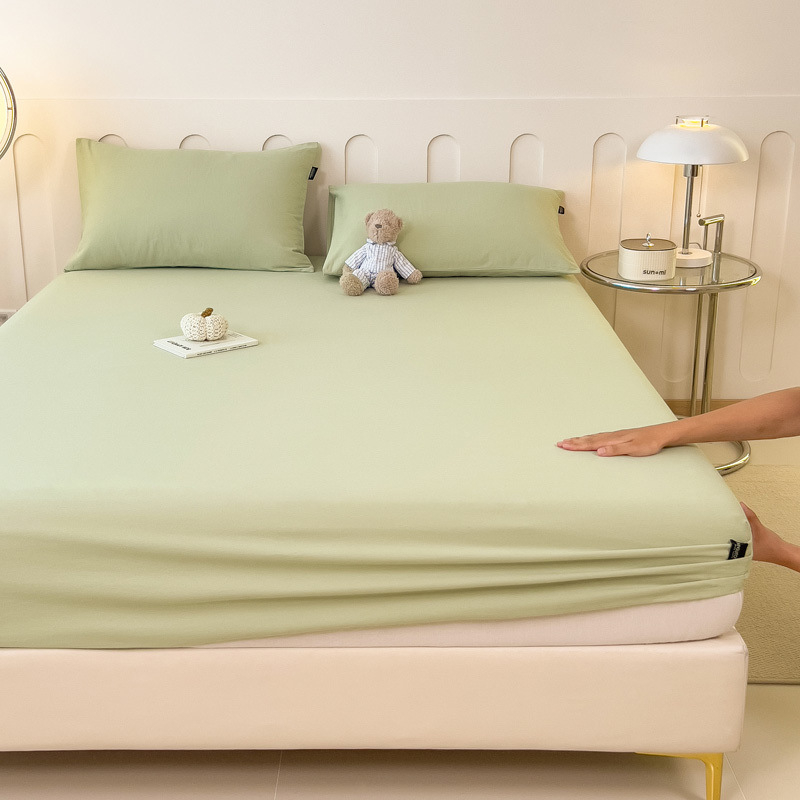 Lova lakštas su elastine juosta, vieno atspalvio raštas, poliesteris, twill audinys su švelninimu, tie-dye dažymas, minimalistinis stilius