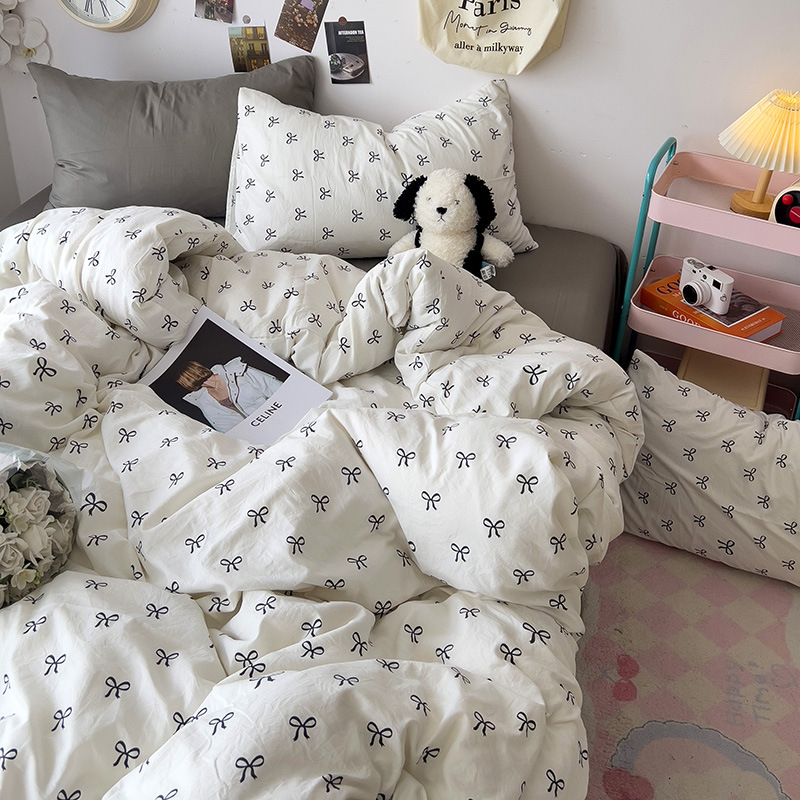 Κάλυμμα παπλωμάτων με μοτίβο καρτούν και φυτών, πλυμένο βαμβάκι, ραφή quilted, αντιδραστική εκτύπωση και βαφή, INS στυλ