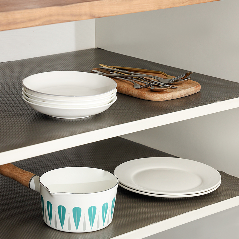 Virtuvės spintelės stalčiaus drėgmės atsparus kilimėlis su EVA atspariu vandeniui sluoksniu ant PE pagrindo (EVA 99% turinys), šiuolaikinis minimalistinis dizainas