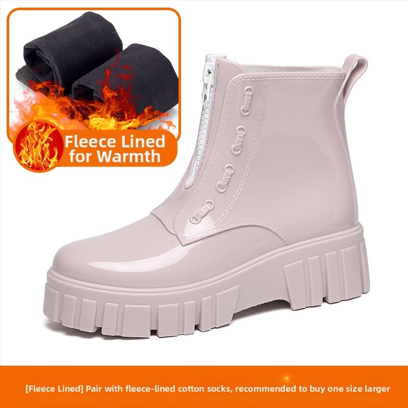 Moteriški lietaus batai, vidutinio aukščio viršus, storesnė padas, PVC viršus, vidutinio kulno 3–5 cm, vientisos spalvos, tinka pavasariui, rudeniui ir žiemai