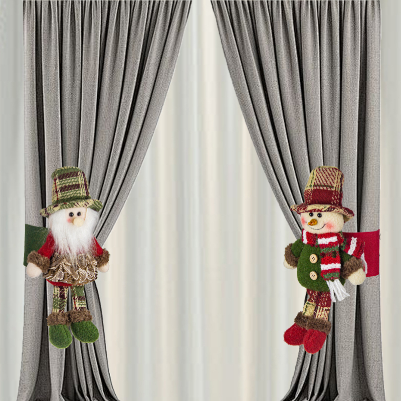 Zavjesna kopča s božićnim snježnjakom i jelom, poliester, marka Chihiro, IP odobrenje: Ne