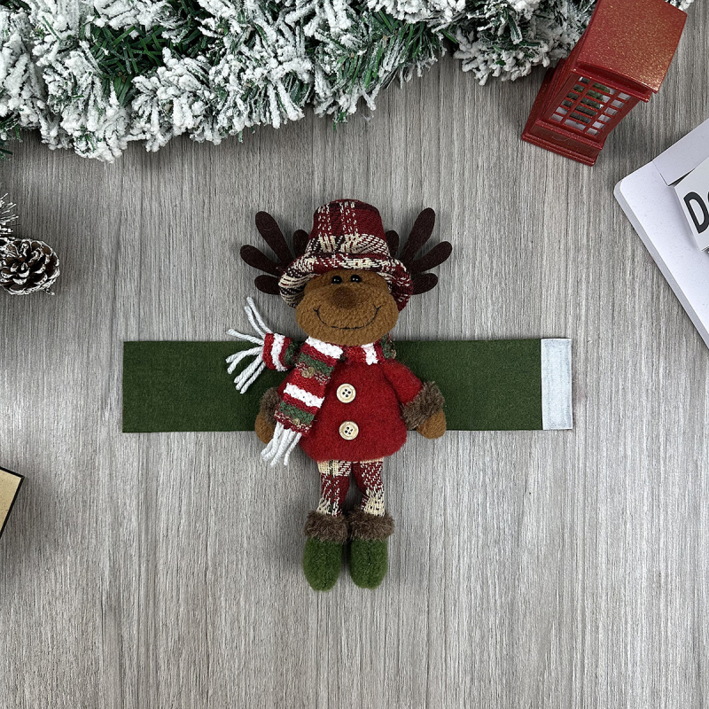 Zavjesna kopča s božićnim snježnjakom i jelom, poliester, marka Chihiro, IP odobrenje: Ne