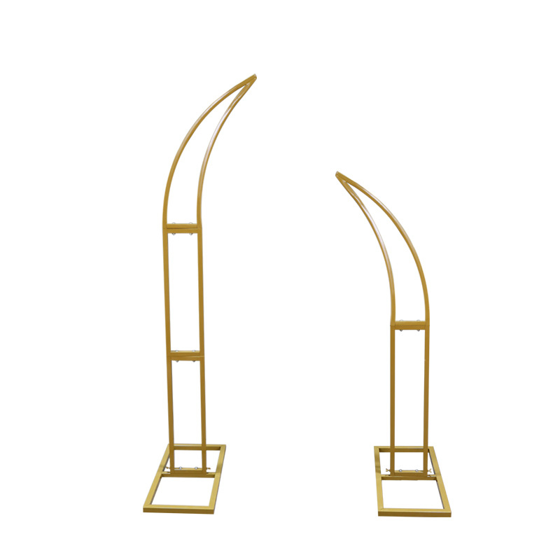 Geležinis vestuvinis arkos su ragų forma lauko vestuvėms