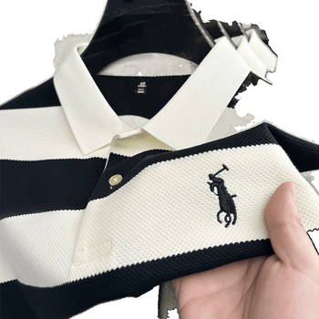 Polo krekliņš ar svītrainu rakstu, īsām piedurknēm, brīvā piegriezuma, izšūšana, zīds (svītras; īsās piedurknes; brīvā piegriezuma; izšūšana; zīds)