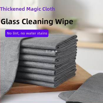 Комплект за почистване на автомобилни стъкла с едностранно почистване, пластмасова конструкция