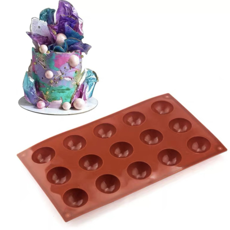 Silikoninė tortų forma, apvalaus dizaino, masinė pakuotė; šiuolaikinis minimalistinis stilius; išleista 2020.