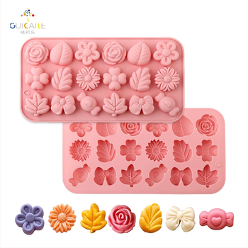 Silikona forma ar 18 atverēm ziedu un zāles rakstam – DIY augļu želejām, fondantam, ziepēm un vaska pērlītēm