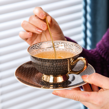 Meidao kaulo porceliano kavos puodelis, lengvasis prabangos retro stilius, pritaikomas, dovanų dėžutėje