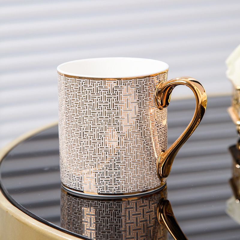 Meidao kaulo porceliano kavos puodelis, lengvasis prabangos retro stilius, pritaikomas, dovanų dėžutėje