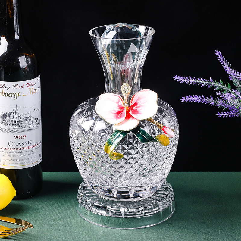Aukštos kokybės stiklo vyno taure su besisukančiu dekantatoriumi ir Phalaenopsis dizainu – 1 dalių gėrimų komplektas (2025 išleidimas)