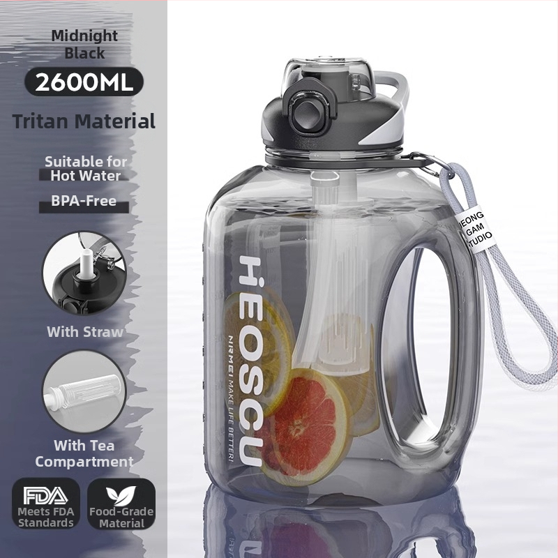 Sportinis vandens buteliukas su arbatos atskyrimu, atspari aukštoms temperatūroms, didelė talpa; Medžiaga: Plastikas; Prekės ženklas: Kita