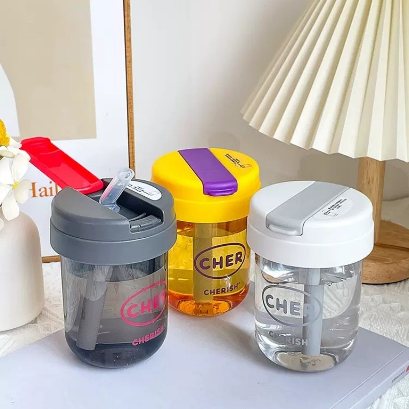 Ton-ton puodelis, PC medžiaga, atsparus kritimui, cilindrinė forma, su šiaudeliu