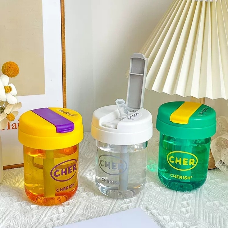 Ton-ton puodelis, PC medžiaga, atsparus kritimui, cilindrinė forma, su šiaudeliu