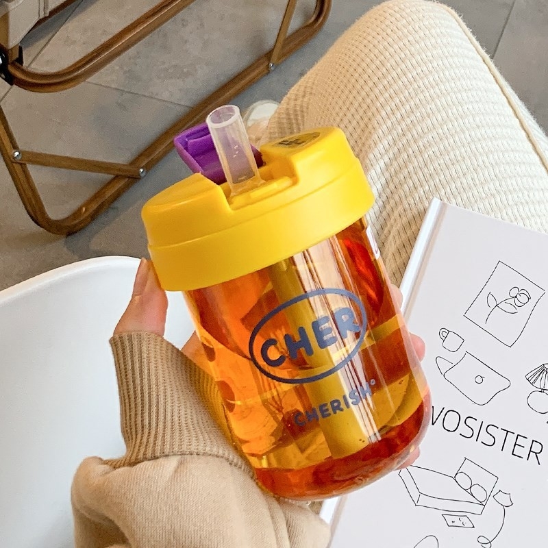 Ton-ton puodelis, PC medžiaga, atsparus kritimui, cilindrinė forma, su šiaudeliu