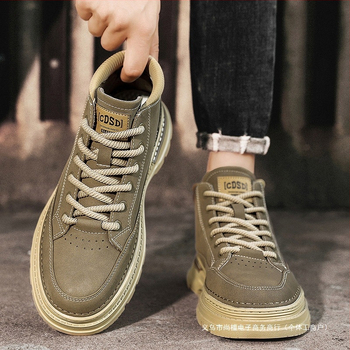 Ανδρικά sneakers: Αδιάβροχο PU επάνω μέρος, Κορδόνια, Καουτσούκ σόλα με τεχνολογία έγχυσης