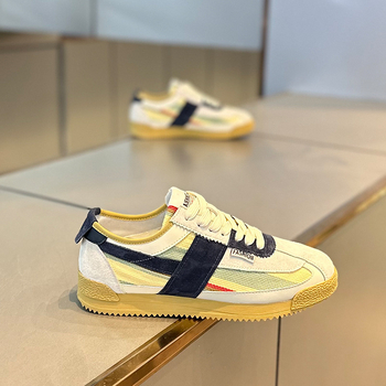 Ανδρικά sneakers με δίχτυωτή επάνω, στρογγυλή μύτη, μοτίβο χρωματικού συνδυασμού, καουτσούκ σόλα, κορδόνια