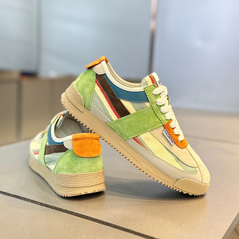 Ανδρικά sneakers με δίχτυωτή επάνω, στρογγυλή μύτη, μοτίβο χρωματικού συνδυασμού, καουτσούκ σόλα, κορδόνια