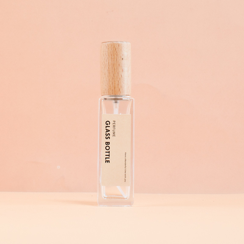 ilbu üveg parfüm spray, blow molding által készített, címkézett, szórófejjel, kozmetikai csomagolás