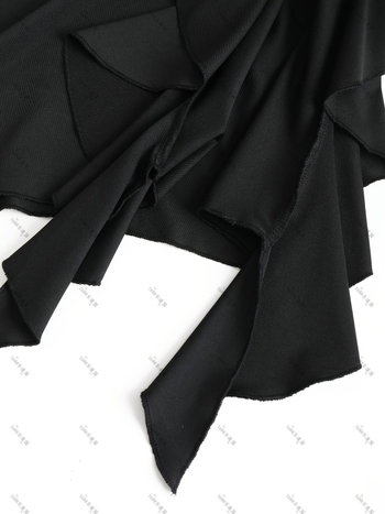 Женска пола с неравен силует и солидноцветен модел, къса дължина, полиестерова тъкан ≥95%, микроеластичност, боядисана повърхност