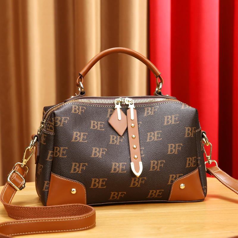 Geantă de umăr din PVC pentru femei, formă orizontală pătrată, închidere cu fermoar, căptușeală PU, capacitate mare, buzunar cu fermoar și buzunar pentru telefon, curea simplă, stil retro urban