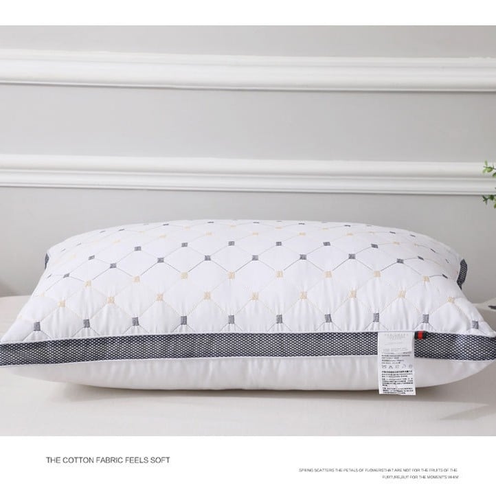 Възглавница с пълнеж Nine-hole fiber, регулируема височина, квадратна форма, тегло 0.55–1.0 кг