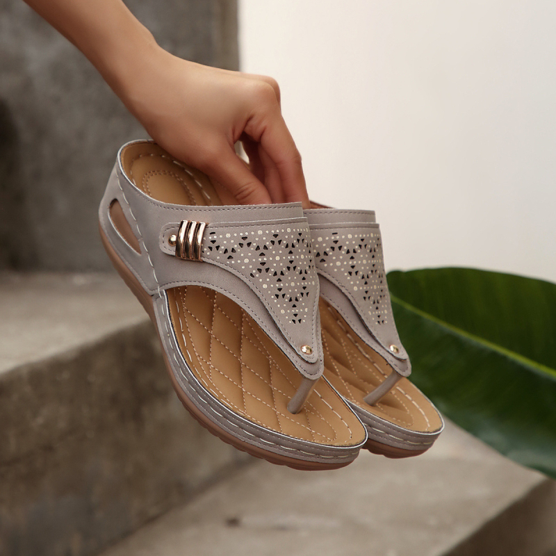 Naiste sandaalid herringbone mustriga, ümmargune varvas, PU ülaosa, PU talla, ilma voodrita