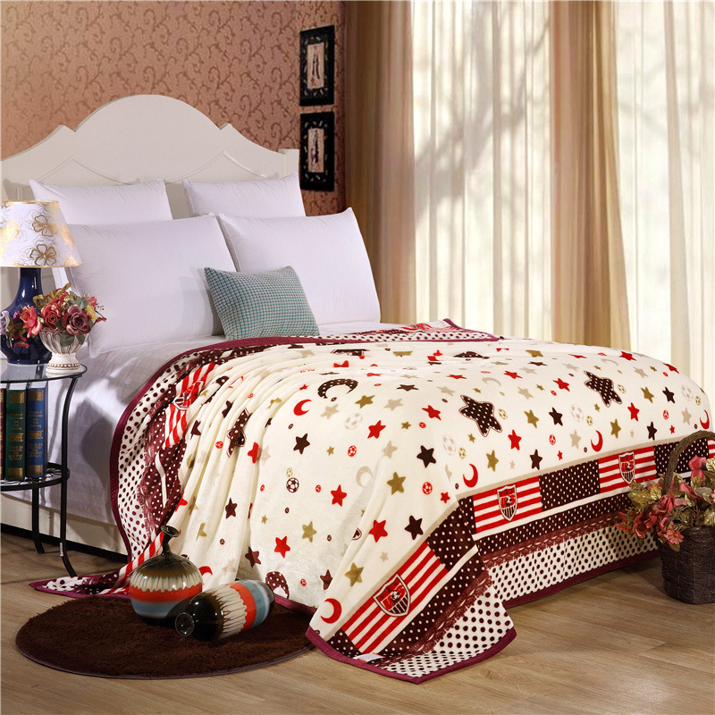 Nyári hűsítő dunyha ajándékdobozban, reaktív nyomtatás, töltet: szintetikus rost, anyag: poliészter, súly kevesebb mint 1 kg, nyári szezon