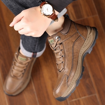 Woodpecker Ανδρικά χειμωνιάτικα υψηλά δερμάτινα sneakers με γούνα εσωτερικά, κορδόνια και καουτσούκ σόλα