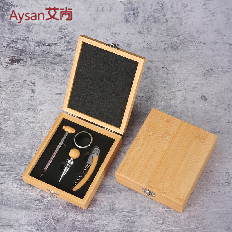 Veinikomplekt – Bambusest pudeli avaja, 4-osaline komplekt (avaja, kork, valaja, sõrm) – moodne stiil