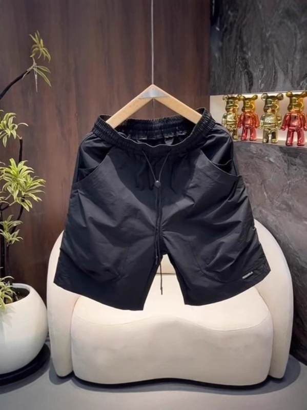 Férfi nyári könnyű, lélegző rövidnadrág, laza szabás, középső derekú, poliészter anyag