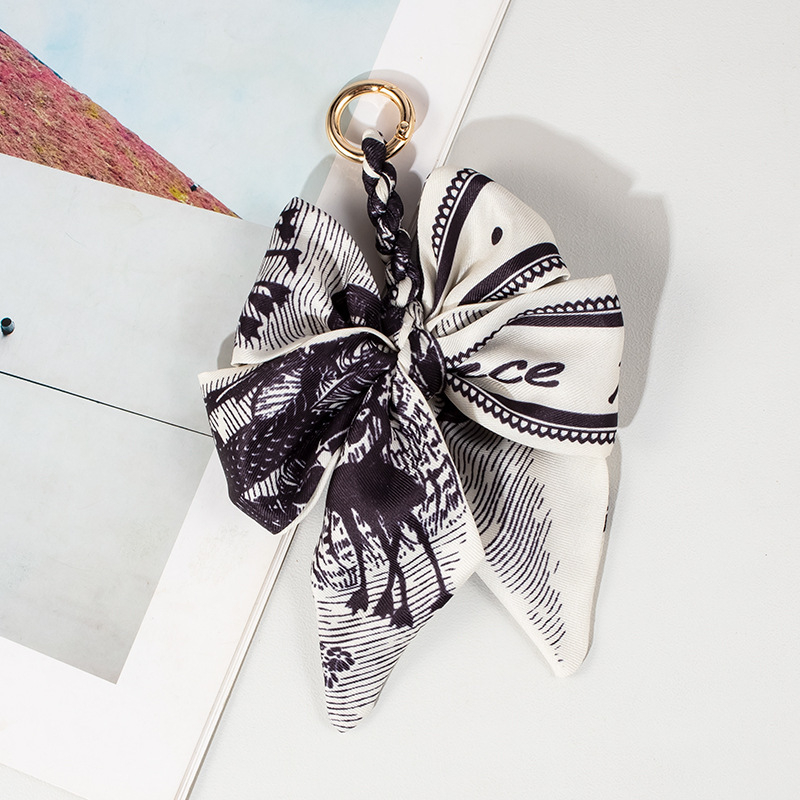 Висяща висулка за чанта – Ouman, полиестер, Зимен сезон 2024, геометричен принт, лицензирана частна марка