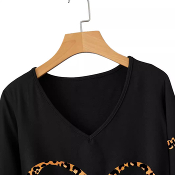 Футболка – полиестер (95%+), принт с аниме карикатура, кръгло деколте, къси ръкави