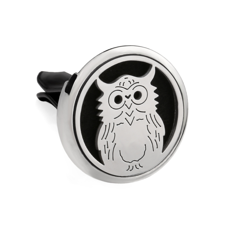 Clip aromaterapie auto, corp metalic, montaj la gurile de aer, parfum floral, conținut <5 ml, volatilizare 1–15 zile