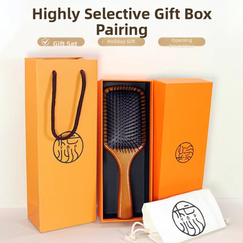 Pieptene din lemn de fag cu pernă de aer, același model ca Aifanda, în cutie cadou, gravură pentru ziua de naștere