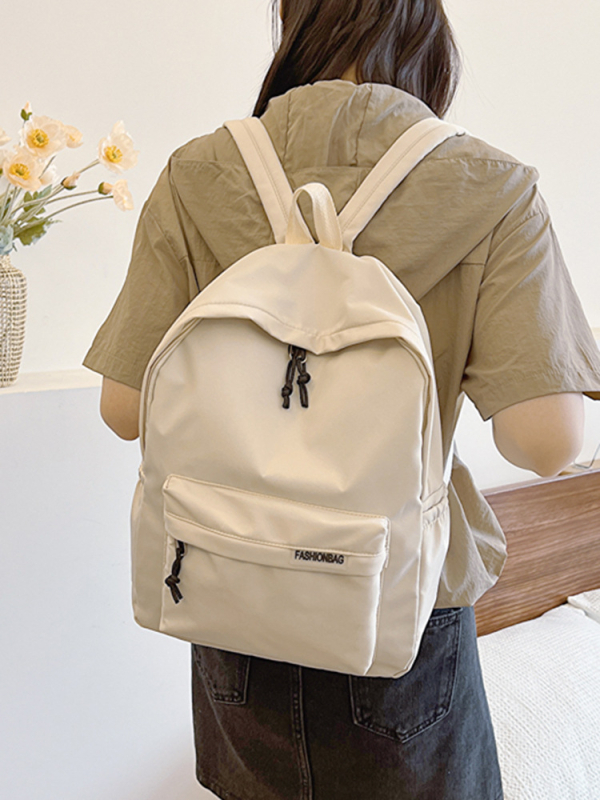 Studentu mugursoma - ultra viegla neilona materiāla, ergonomiskas izliektas plecu siksnas, poliestera oderde