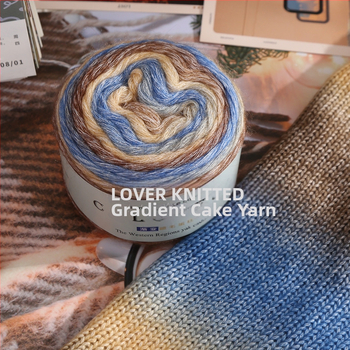 Μπάλα μαλλιού με Gradient βαφή για χειροποίητο πλέξιμο – Spray-spun, μεσαίο πάχος